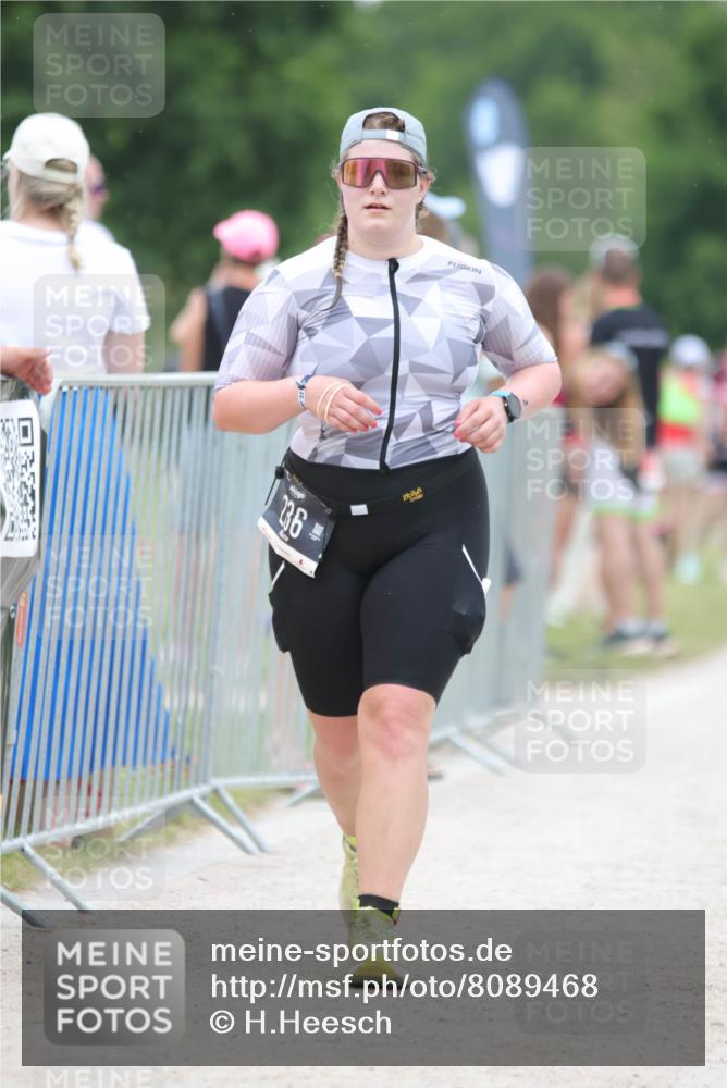 22.06.2025 - Viking Triathlon H.Heesch http://msf.ph/oto/8089468 22.06.2025 15:59:18 Laufen 236, 462 meine-sportfotos.de