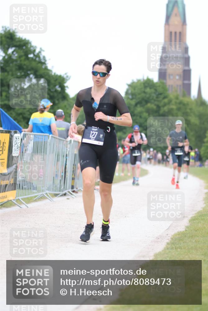 22.06.2025 - Viking Triathlon H.Heesch http://msf.ph/oto/8089473 22.06.2025 15:02:24 Laufen 8, 127, 529 meine-sportfotos.de