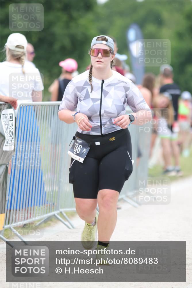 22.06.2025 - Viking Triathlon H.Heesch http://msf.ph/oto/8089483 22.06.2025 15:59:19 Laufen 236, 462 meine-sportfotos.de