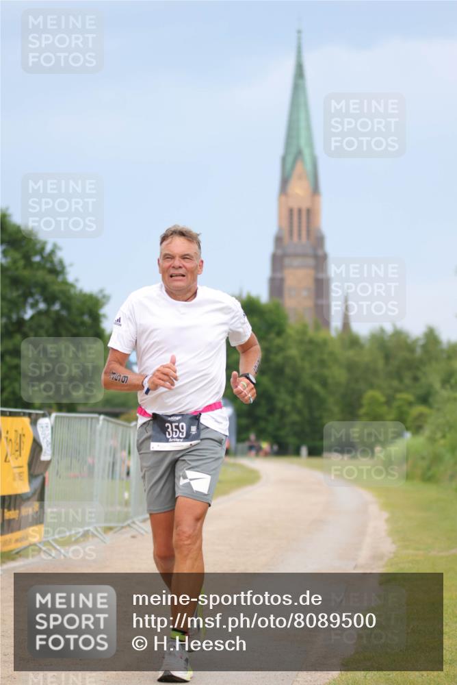 22.06.2025 - Viking Triathlon H.Heesch http://msf.ph/oto/8089500 22.06.2025 16:53:11 Laufen 359, 436 meine-sportfotos.de