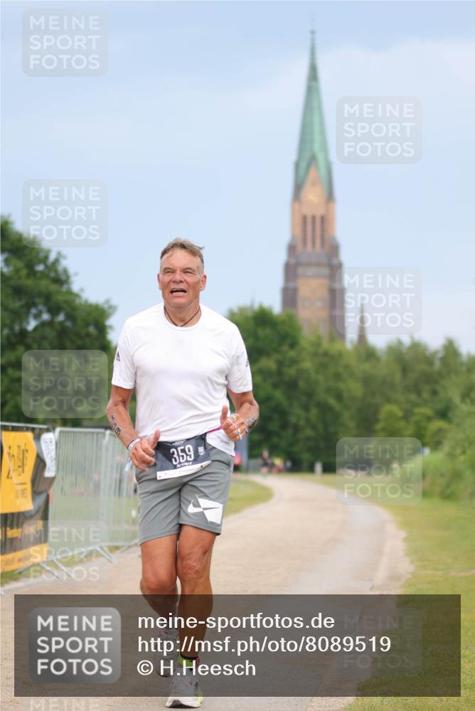 22.06.2025 - Viking Triathlon H.Heesch http://msf.ph/oto/8089519 22.06.2025 16:53:11 Laufen 359, 436 meine-sportfotos.de