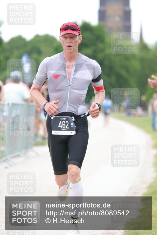 22.06.2025 - Viking Triathlon H.Heesch http://msf.ph/oto/8089542 22.06.2025 15:59:24 Laufen 236, 462 meine-sportfotos.de