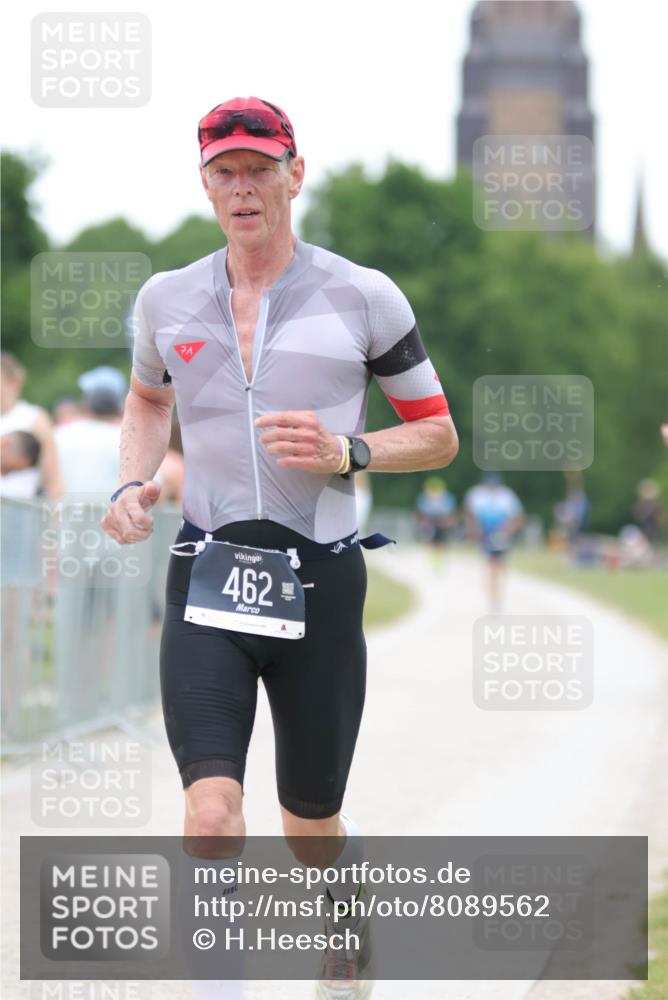 22.06.2025 - Viking Triathlon H.Heesch http://msf.ph/oto/8089562 22.06.2025 15:59:24 Laufen 236, 462 meine-sportfotos.de