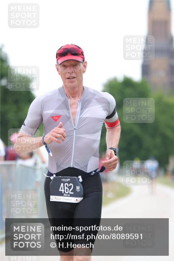 22.06.2025 - Viking Triathlon H.Heesch http://msf.ph/oto/8089591 22.06.2025 15:59:25 Laufen 236, 462 meine-sportfotos.de