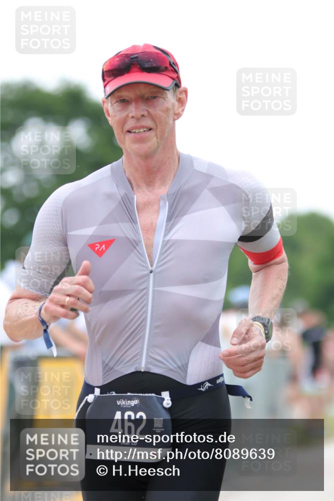 22.06.2025 - Viking Triathlon H.Heesch http://msf.ph/oto/8089639 22.06.2025 15:59:25 Laufen 236, 462 meine-sportfotos.de