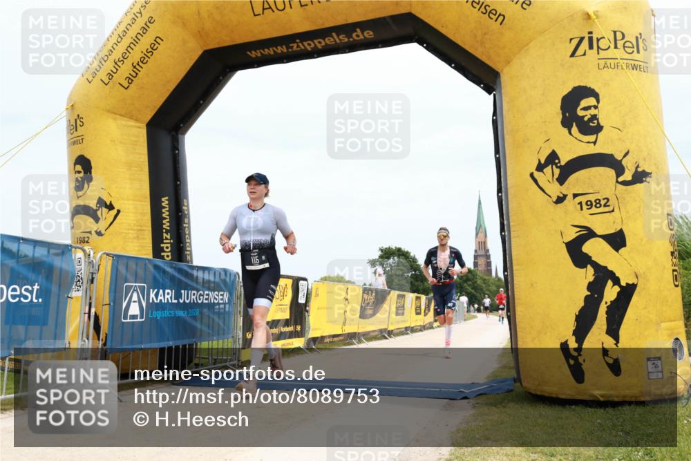22.06.2025 - Viking Triathlon H.Heesch http://msf.ph/oto/8089753 22.06.2025 13:33:49 Laufen 115, 557 meine-sportfotos.de