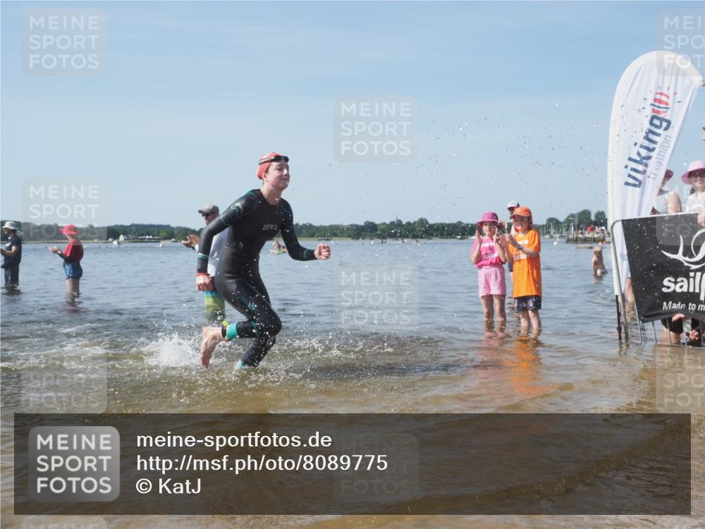 22.06.2025 - Viking Triathlon KatJ http://msf.ph/oto/8089775 22.06.2025 10:25:32 Schwimmen 2, 122, 420, 641 meine-sportfotos.de