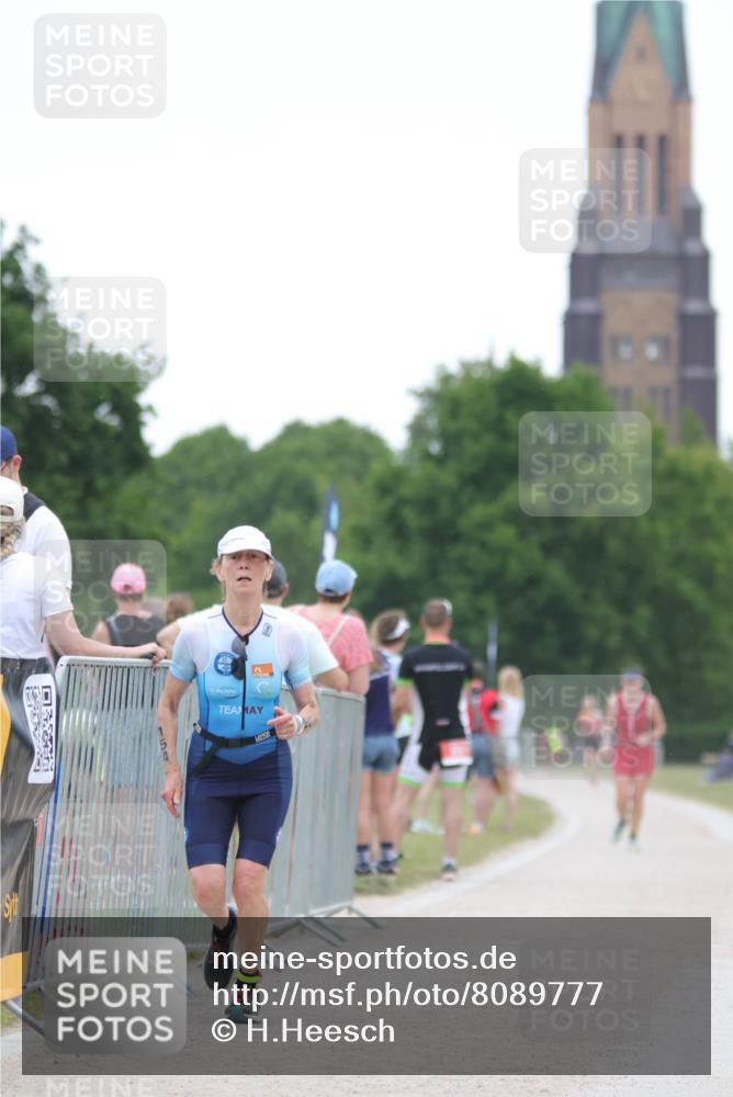 22.06.2025 - Viking Triathlon H.Heesch http://msf.ph/oto/8089777 22.06.2025 16:00:02 Laufen 154 meine-sportfotos.de