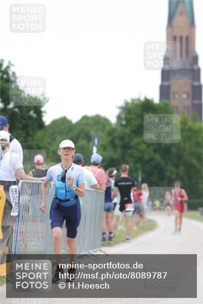 22.06.2025 - Viking Triathlon H.Heesch http://msf.ph/oto/8089787 22.06.2025 16:00:02 Laufen 154 meine-sportfotos.de
