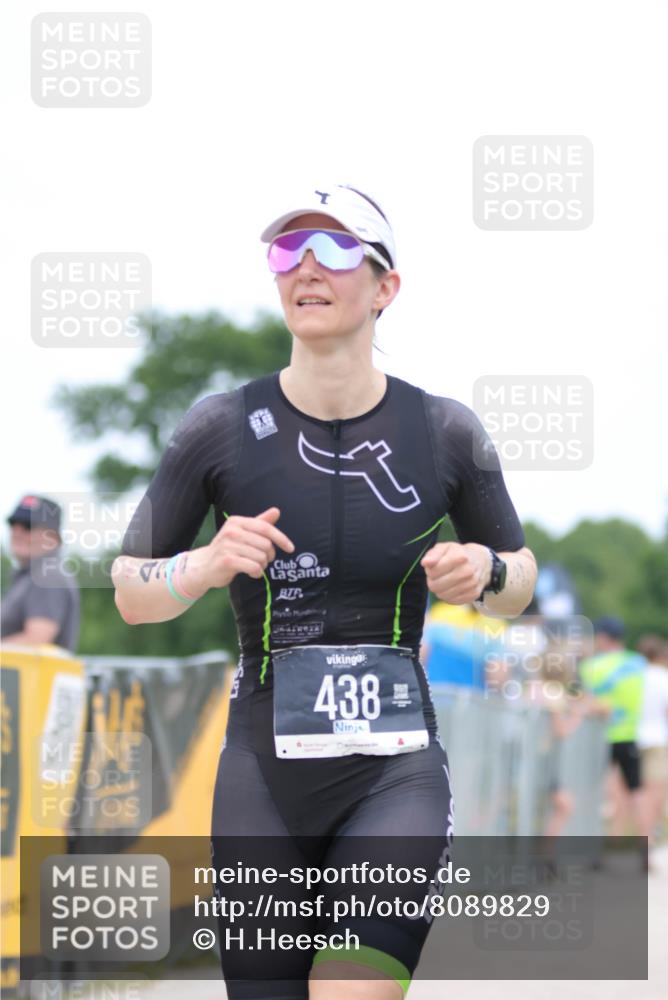 22.06.2025 - Viking Triathlon H.Heesch http://msf.ph/oto/8089829 22.06.2025 15:03:40 Laufen 438 meine-sportfotos.de