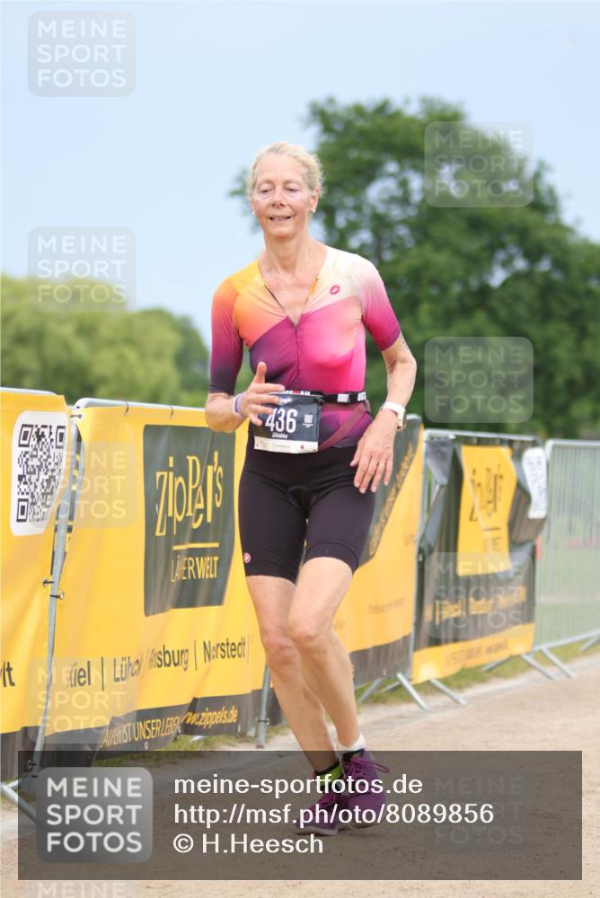 22.06.2025 - Viking Triathlon H.Heesch http://msf.ph/oto/8089856 22.06.2025 16:53:16 Laufen 359, 436 meine-sportfotos.de