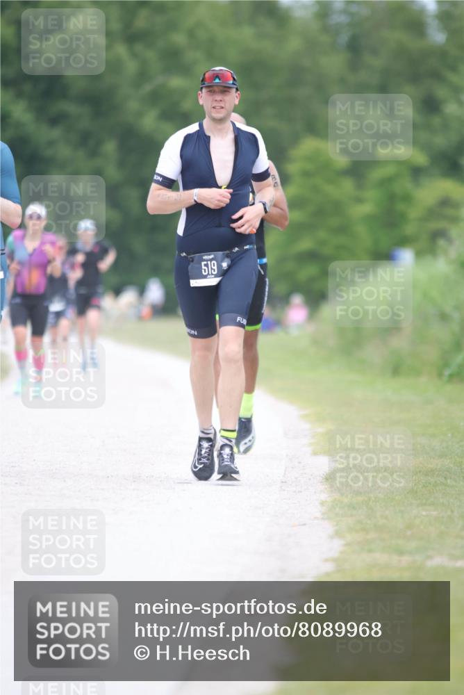 22.06.2025 - Viking Triathlon H.Heesch http://msf.ph/oto/8089968 22.06.2025 15:04:19 Laufen 519 meine-sportfotos.de