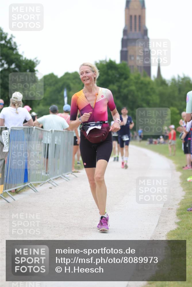 22.06.2025 - Viking Triathlon H.Heesch http://msf.ph/oto/8089973 22.06.2025 16:00:44 Laufen 436 meine-sportfotos.de