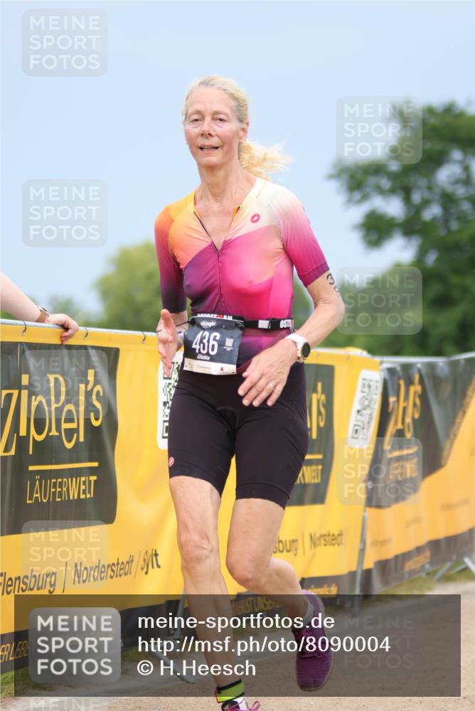 22.06.2025 - Viking Triathlon H.Heesch http://msf.ph/oto/8090004 22.06.2025 16:53:17 Laufen 436 meine-sportfotos.de