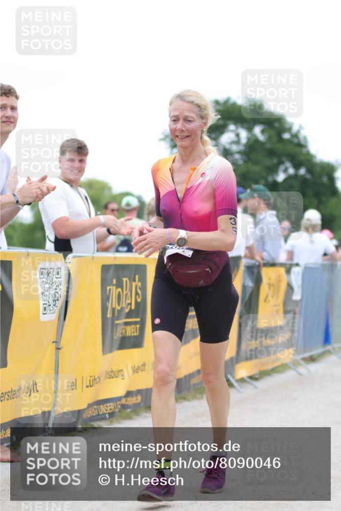 22.06.2025 - Viking Triathlon H.Heesch http://msf.ph/oto/8090046 22.06.2025 16:00:46 Laufen 54, 436 meine-sportfotos.de