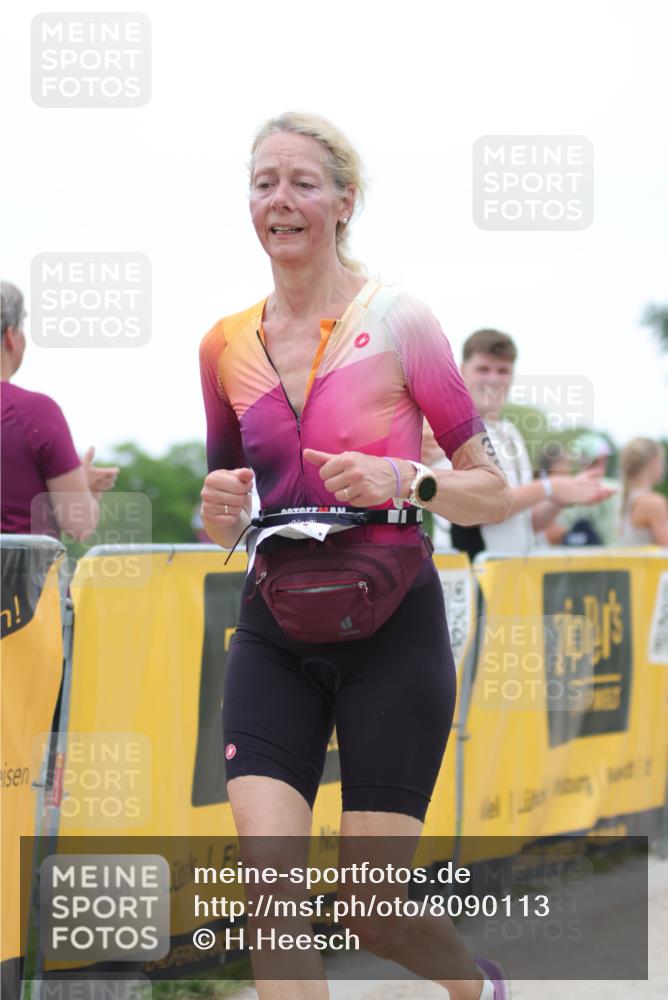 22.06.2025 - Viking Triathlon H.Heesch http://msf.ph/oto/8090113 22.06.2025 16:00:47 Laufen 54, 436 meine-sportfotos.de