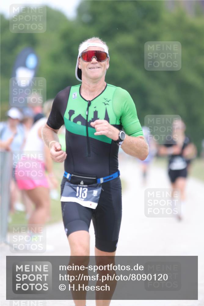 22.06.2025 - Viking Triathlon H.Heesch http://msf.ph/oto/8090120 22.06.2025 15:07:18 Laufen 113 meine-sportfotos.de