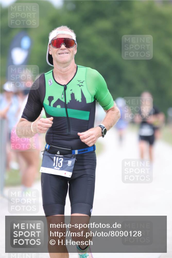 22.06.2025 - Viking Triathlon H.Heesch http://msf.ph/oto/8090128 22.06.2025 15:07:18 Laufen 113 meine-sportfotos.de