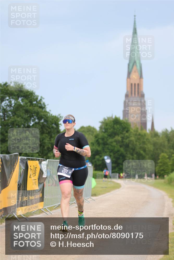 22.06.2025 - Viking Triathlon H.Heesch http://msf.ph/oto/8090175 22.06.2025 16:53:55 Laufen 201 meine-sportfotos.de