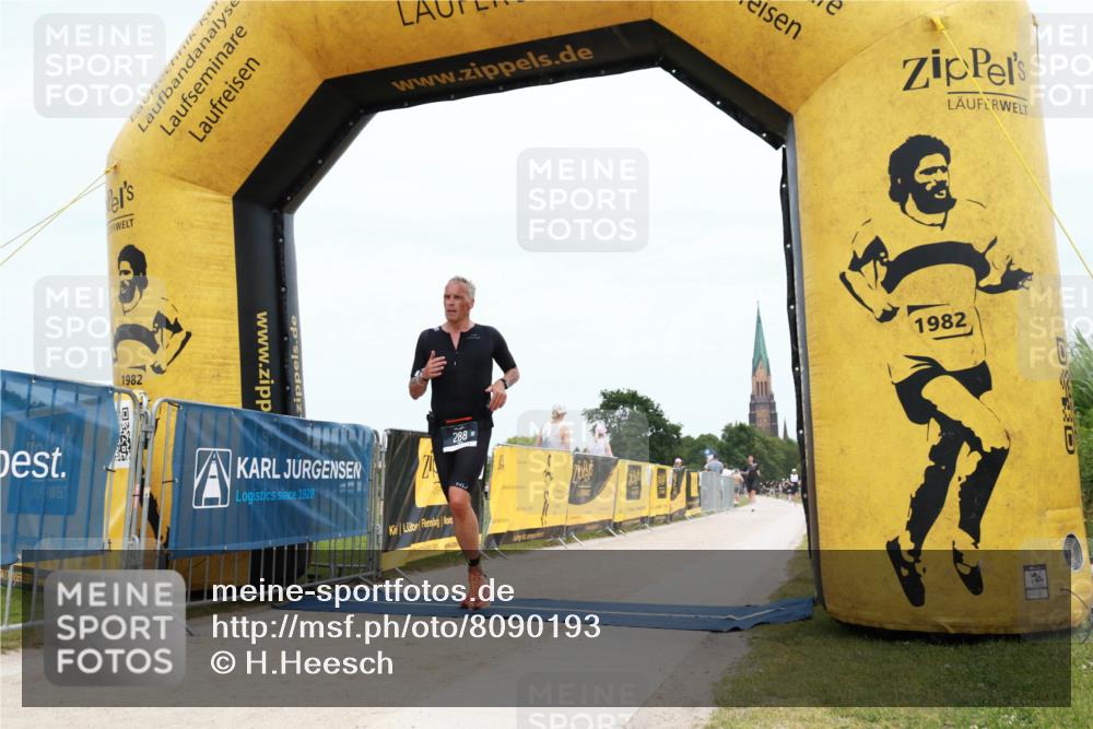 22.06.2025 - Viking Triathlon H.Heesch http://msf.ph/oto/8090193 22.06.2025 13:36:12 Laufen 87, 288, 641 meine-sportfotos.de