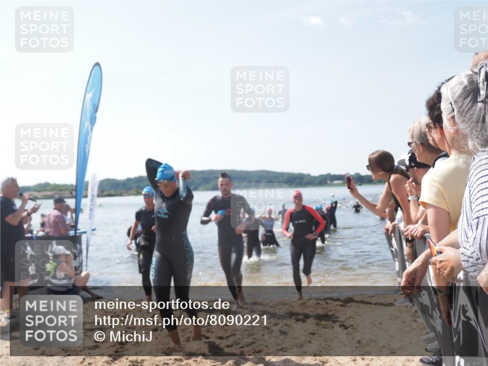 22.06.2025 - Viking Triathlon MichiJ http://msf.ph/oto/8090221 22.06.2025 10:37:47 Schwimmen 163, 177, 245, 335, 396, 411, 433, 506, 614, 619, 639, 645 meine-sportfotos.de