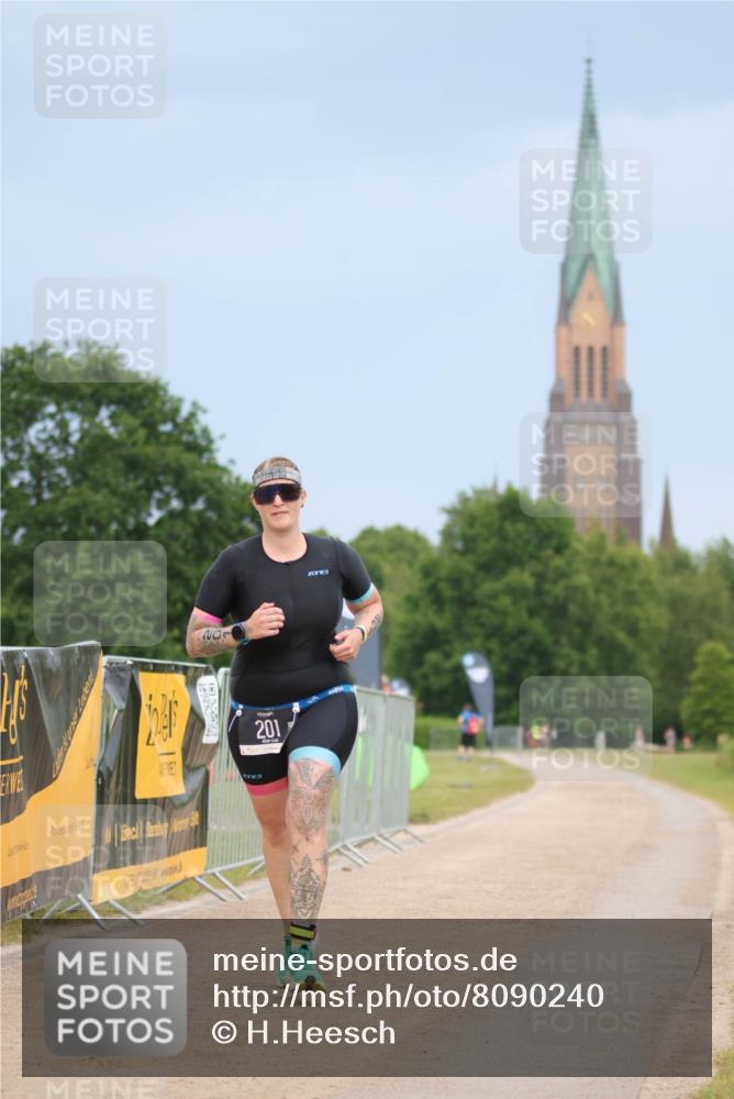 22.06.2025 - Viking Triathlon H.Heesch http://msf.ph/oto/8090240 22.06.2025 16:53:55 Laufen 201 meine-sportfotos.de