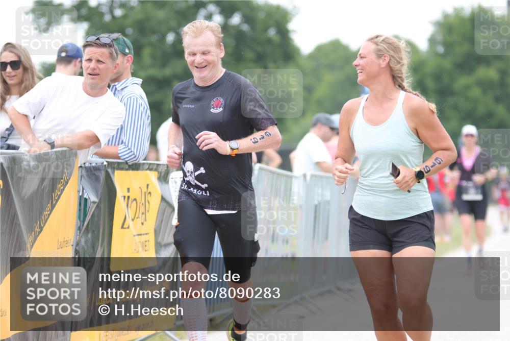 22.06.2025 - Viking Triathlon H.Heesch http://msf.ph/oto/8090283 22.06.2025 16:01:10 Laufen 543, 619 meine-sportfotos.de
