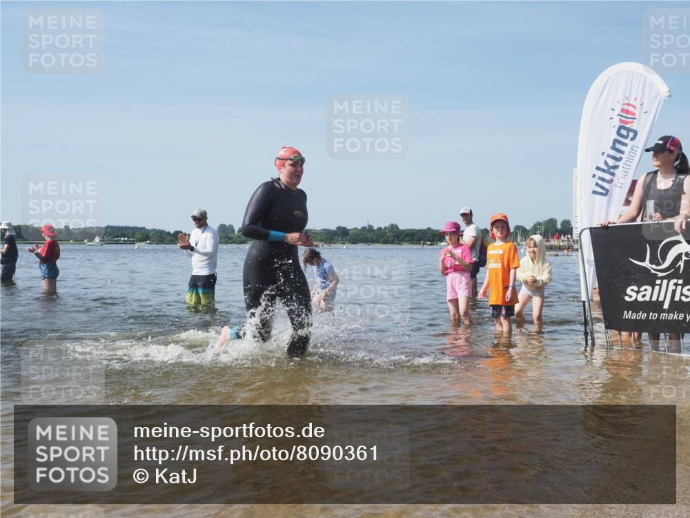 22.06.2025 - Viking Triathlon KatJ http://msf.ph/oto/8090361 22.06.2025 10:26:08 Schwimmen 9, 526, 617, 642 meine-sportfotos.de