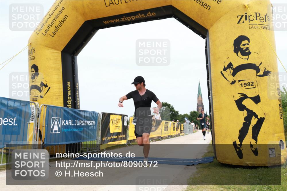 22.06.2025 - Viking Triathlon H.Heesch http://msf.ph/oto/8090372 22.06.2025 13:37:24 Laufen 271, 369, 486 meine-sportfotos.de