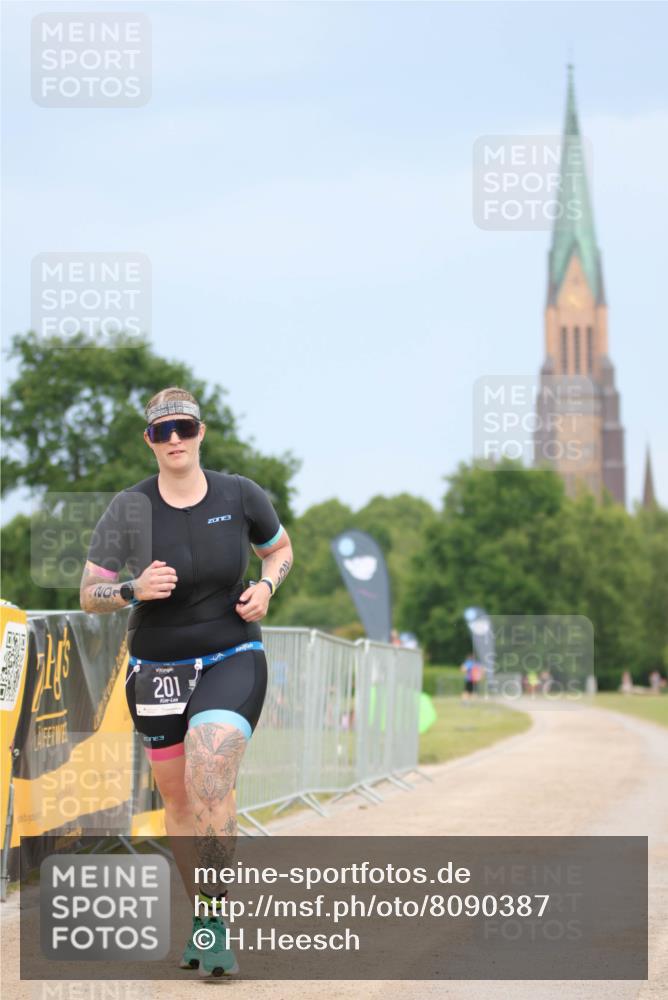 22.06.2025 - Viking Triathlon H.Heesch http://msf.ph/oto/8090387 22.06.2025 16:53:56 Laufen 201 meine-sportfotos.de
