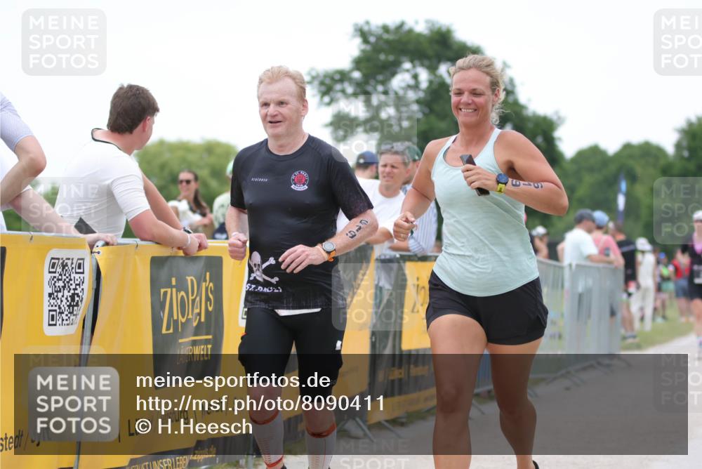 22.06.2025 - Viking Triathlon H.Heesch http://msf.ph/oto/8090411 22.06.2025 16:01:12 Laufen 291, 543, 619 meine-sportfotos.de