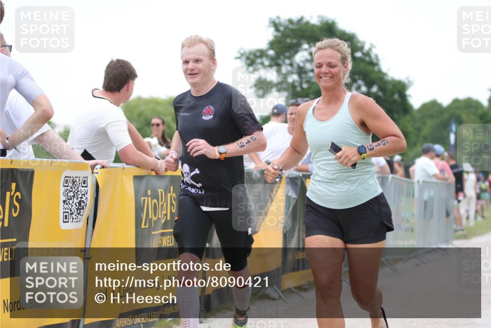 22.06.2025 - Viking Triathlon H.Heesch http://msf.ph/oto/8090421 22.06.2025 16:01:12 Laufen 291, 543, 619 meine-sportfotos.de