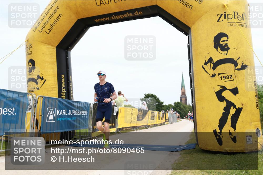 22.06.2025 - Viking Triathlon H.Heesch http://msf.ph/oto/8090465 22.06.2025 13:38:32 Laufen 328 meine-sportfotos.de