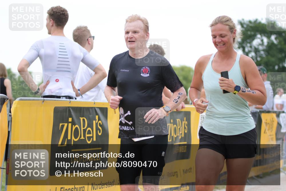 22.06.2025 - Viking Triathlon H.Heesch http://msf.ph/oto/8090470 22.06.2025 16:01:12 Laufen 291, 543, 619 meine-sportfotos.de