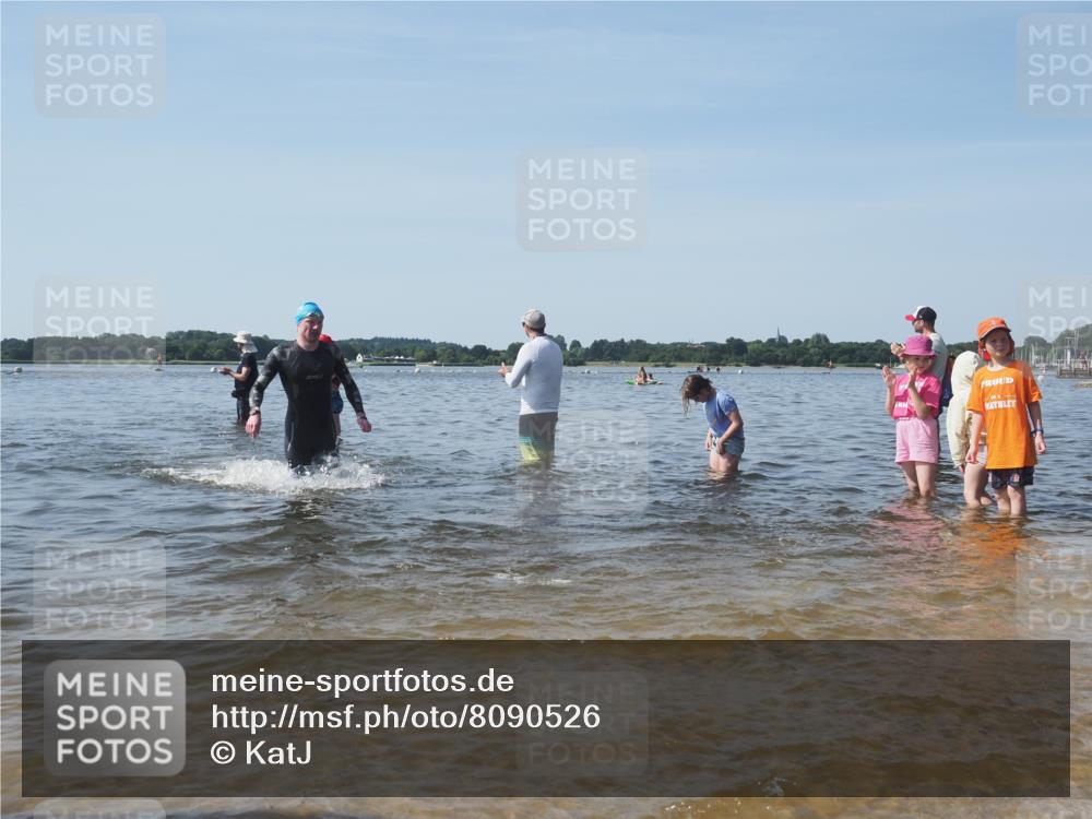 22.06.2025 - Viking Triathlon KatJ http://msf.ph/oto/8090526 22.06.2025 10:26:21 Schwimmen 9, 526 meine-sportfotos.de