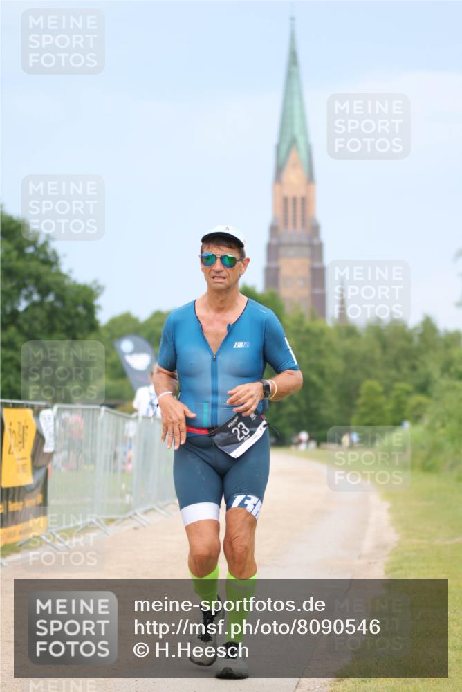 22.06.2025 - Viking Triathlon H.Heesch http://msf.ph/oto/8090546 22.06.2025 16:55:49 Laufen 23 meine-sportfotos.de