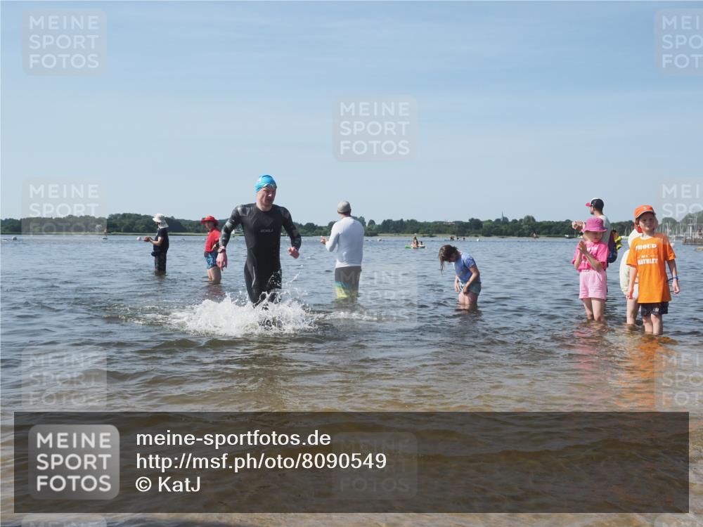 22.06.2025 - Viking Triathlon KatJ http://msf.ph/oto/8090549 22.06.2025 10:26:22 Schwimmen 9, 526 meine-sportfotos.de