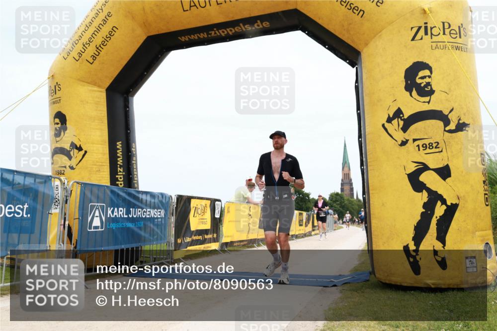22.06.2025 - Viking Triathlon H.Heesch http://msf.ph/oto/8090563 22.06.2025 13:40:01 Laufen 342 meine-sportfotos.de