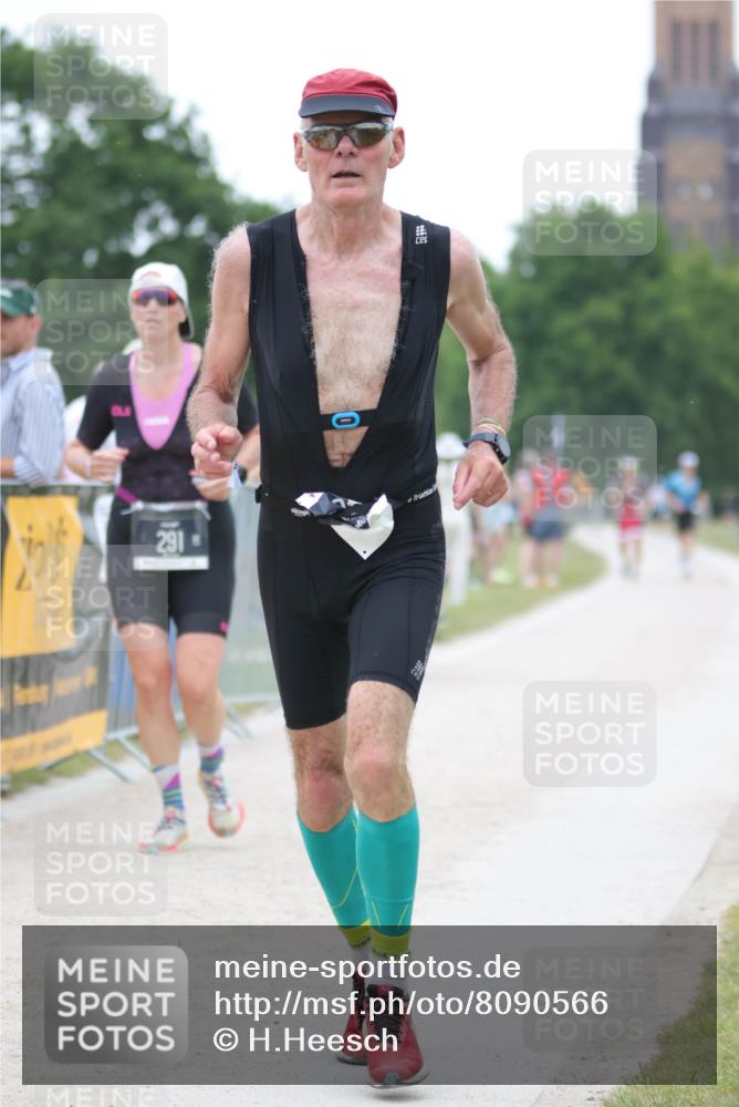 22.06.2025 - Viking Triathlon H.Heesch http://msf.ph/oto/8090566 22.06.2025 16:01:17 Laufen 291, 543 meine-sportfotos.de
