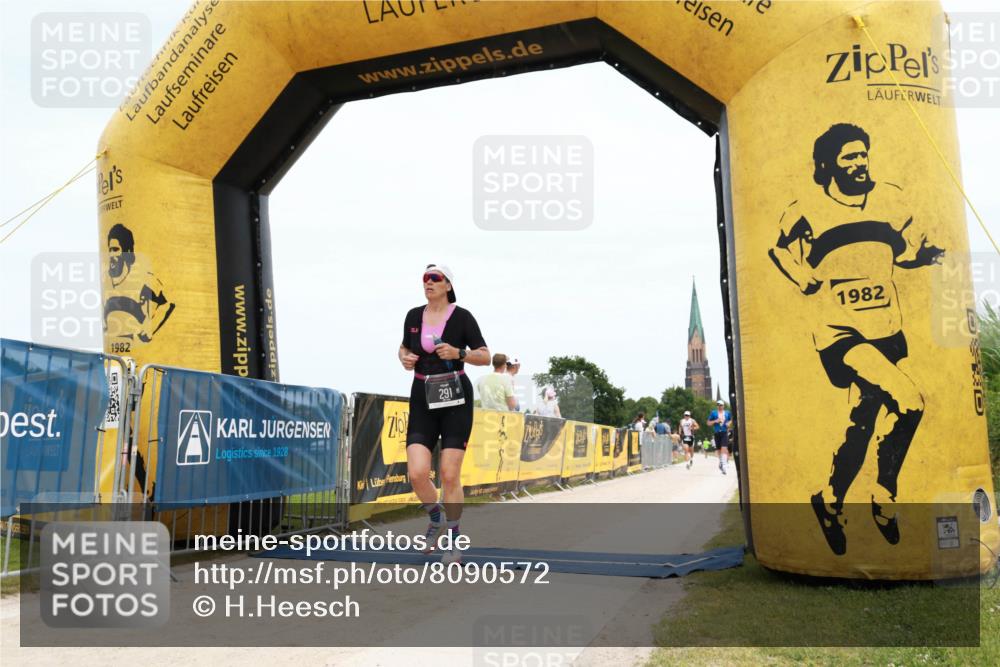 22.06.2025 - Viking Triathlon H.Heesch http://msf.ph/oto/8090572 22.06.2025 13:40:05 Laufen 291, 342 meine-sportfotos.de