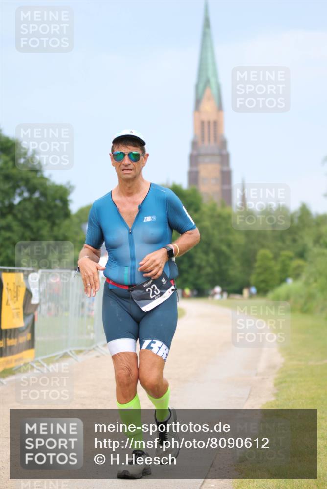 22.06.2025 - Viking Triathlon H.Heesch http://msf.ph/oto/8090612 22.06.2025 16:55:49 Laufen 23 meine-sportfotos.de