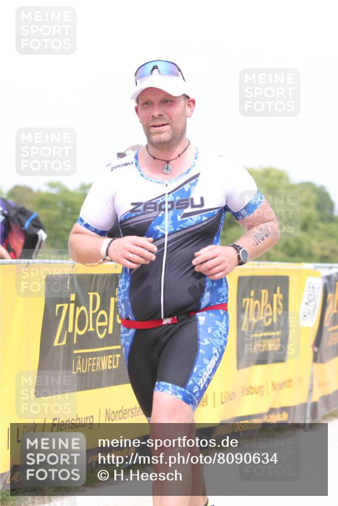 22.06.2025 - Viking Triathlon H.Heesch http://msf.ph/oto/8090634 22.06.2025 15:09:34 Laufen 627 meine-sportfotos.de