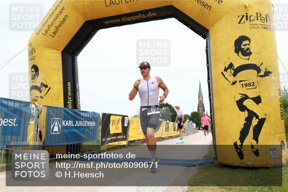 22.06.2025 - Viking Triathlon H.Heesch http://msf.ph/oto/8090671 22.06.2025 13:40:43 Laufen 388, 407 meine-sportfotos.de