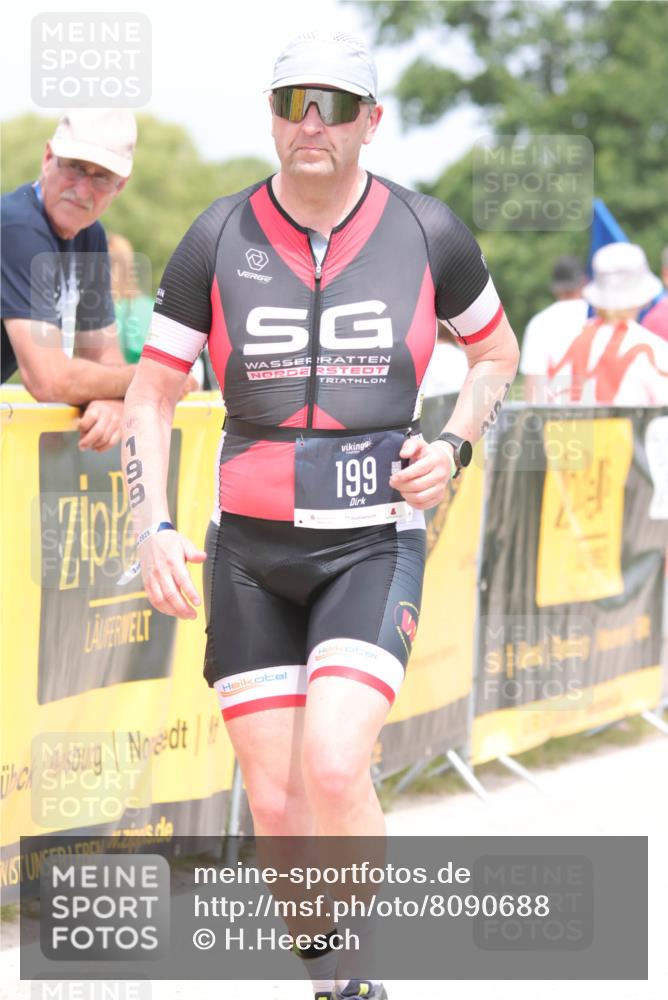 22.06.2025 - Viking Triathlon H.Heesch http://msf.ph/oto/8090688 22.06.2025 15:09:58 Laufen 199 meine-sportfotos.de