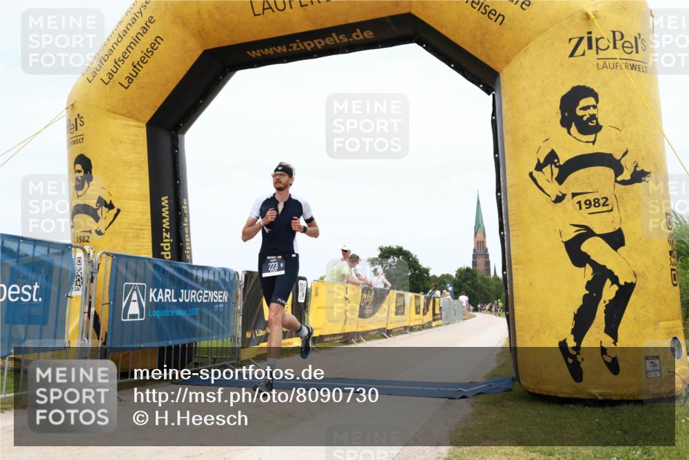 22.06.2025 - Viking Triathlon H.Heesch http://msf.ph/oto/8090730 22.06.2025 13:41:01 Laufen 12, 223, 254, 336 meine-sportfotos.de