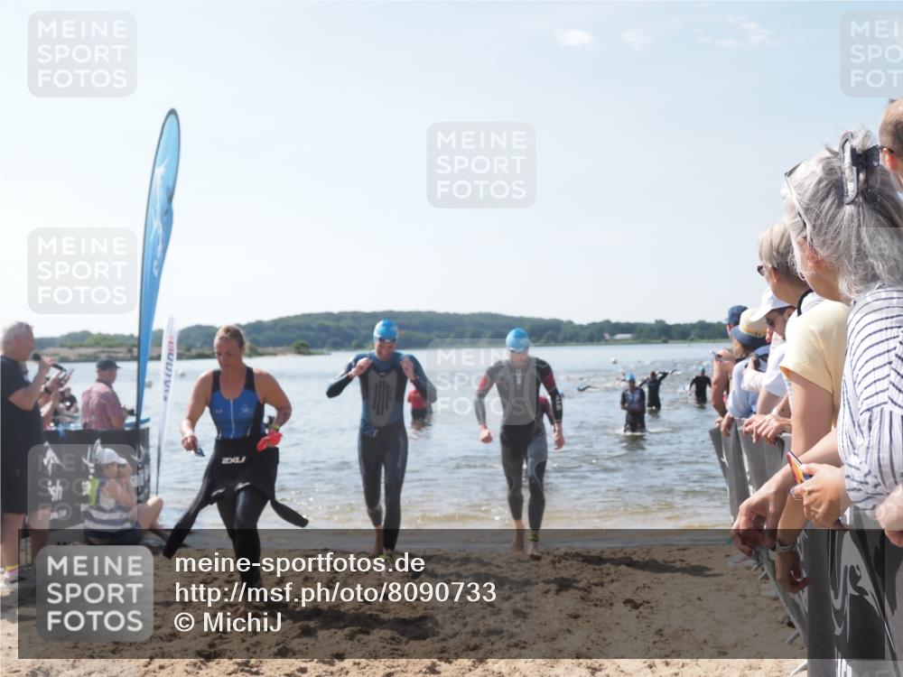 22.06.2025 - Viking Triathlon MichiJ http://msf.ph/oto/8090733 22.06.2025 10:37:57 Schwimmen 146, 179, 335, 396, 433, 619 meine-sportfotos.de