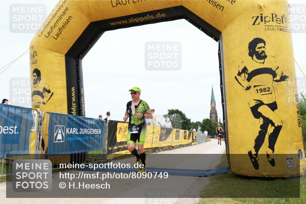 22.06.2025 - Viking Triathlon H.Heesch http://msf.ph/oto/8090749 22.06.2025 13:41:17 Laufen 261 meine-sportfotos.de