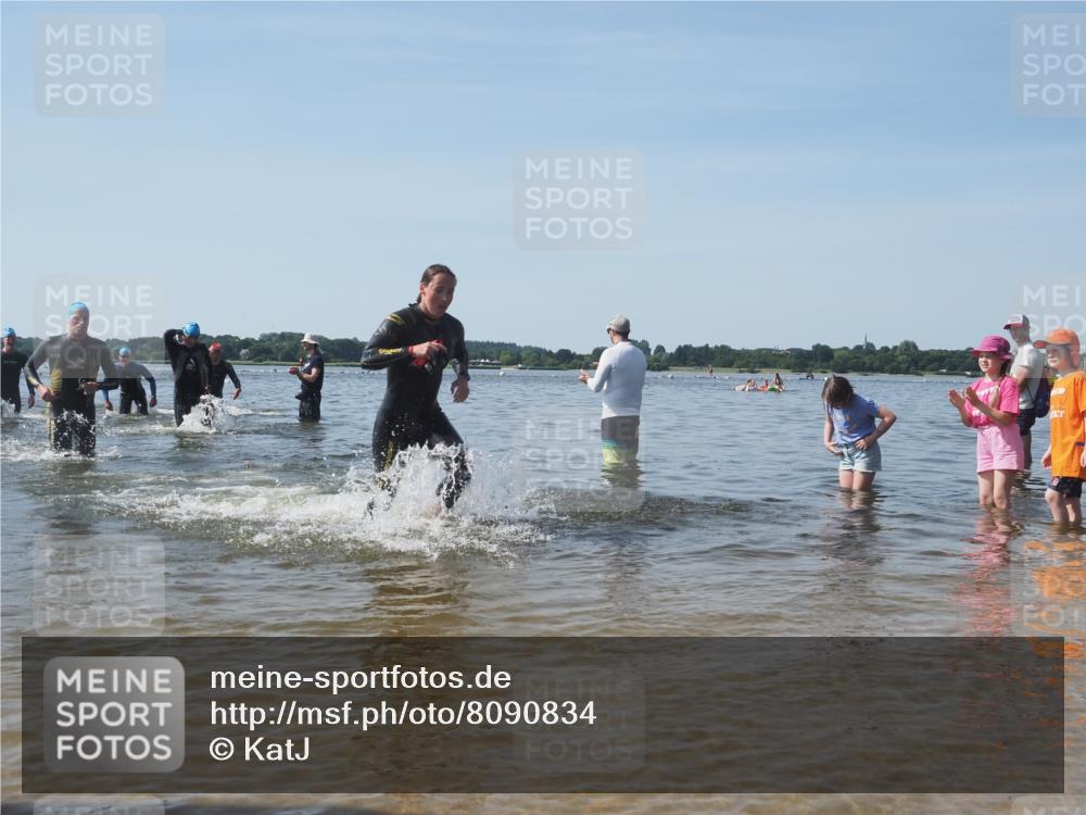 22.06.2025 - Viking Triathlon KatJ http://msf.ph/oto/8090834 22.06.2025 10:27:02 Schwimmen 52, 81, 145, 288, 623, 661 meine-sportfotos.de