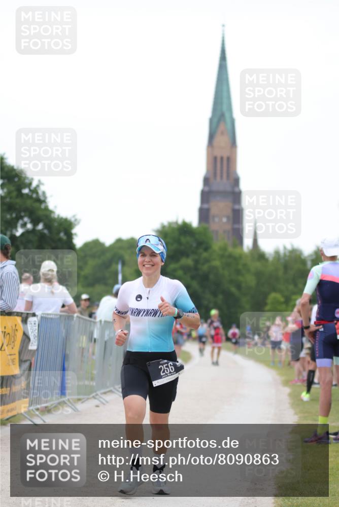 22.06.2025 - Viking Triathlon H.Heesch http://msf.ph/oto/8090863 22.06.2025 16:01:49 Laufen 256 meine-sportfotos.de