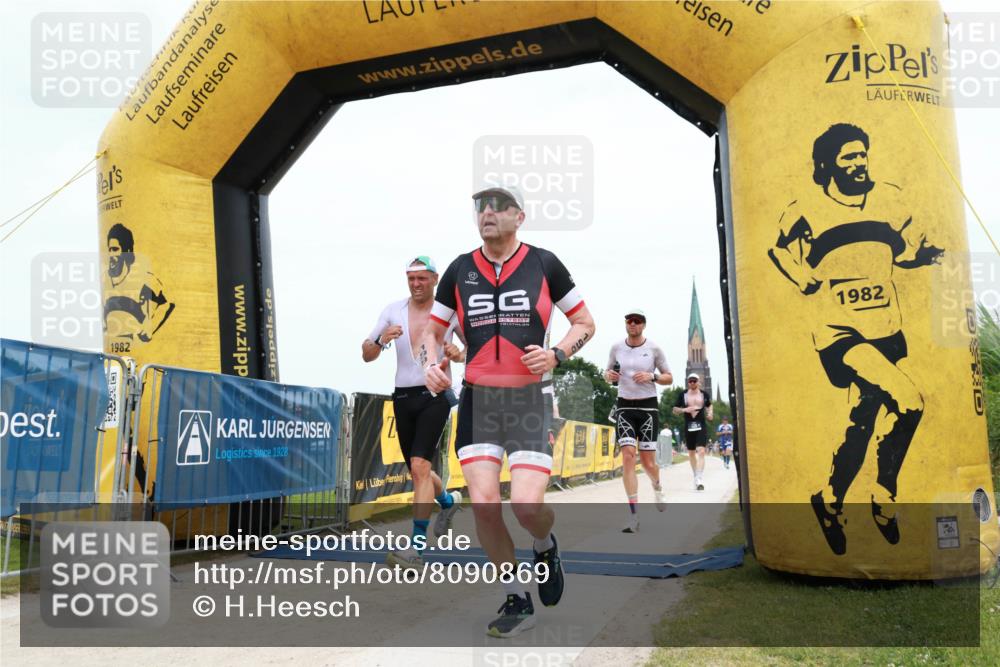 22.06.2025 - Viking Triathlon H.Heesch http://msf.ph/oto/8090869 22.06.2025 13:41:38 Laufen 40, 199, 263, 448, 510, 536 meine-sportfotos.de